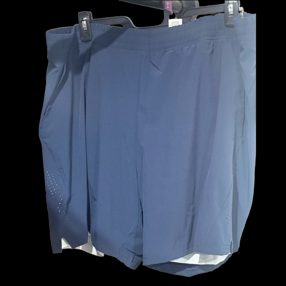 Athletic Works Men's Navy Shorts - Picture 2 of 5